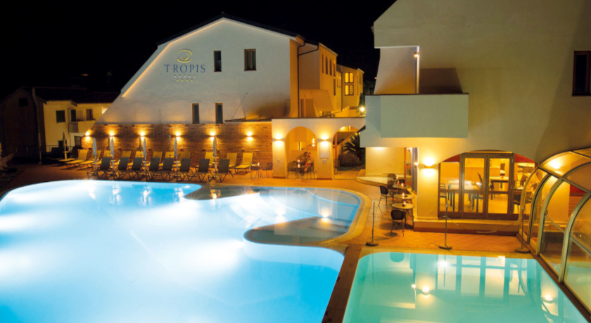 Hotel Tropis