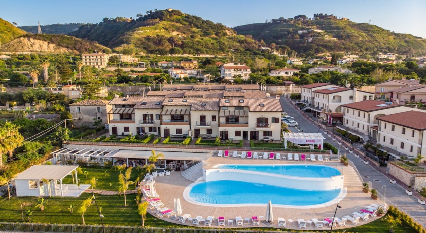 COOEE Michelizia Tropea Resort