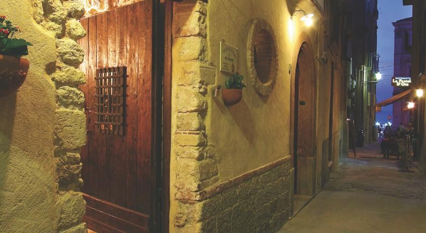 Donnaciccina Accomodation