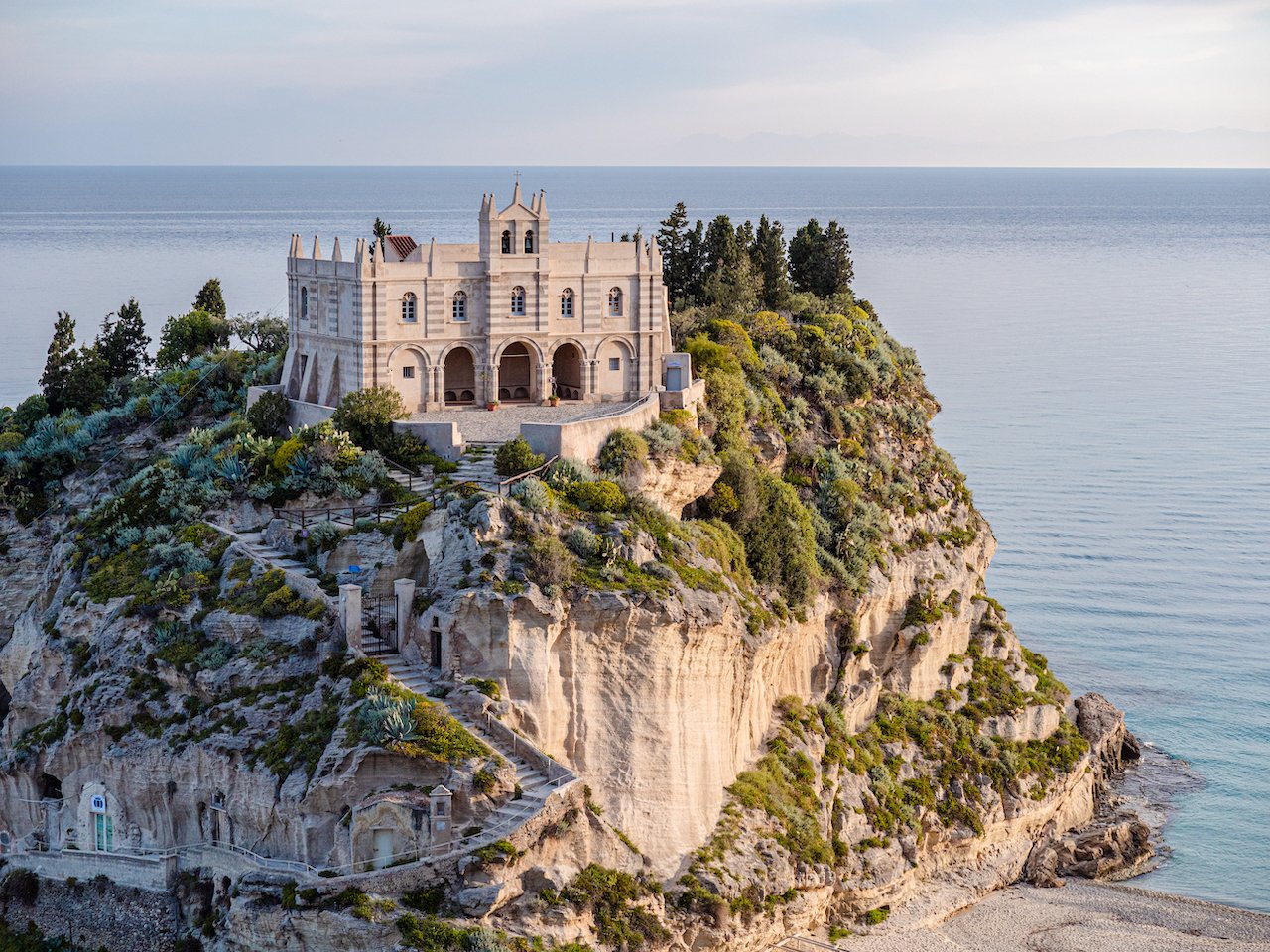 Regione Calabria: Piano di sviluppo turistico sostenibile